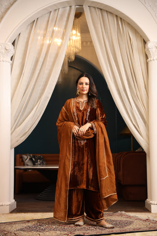 BROWN VELVET KURTA SET