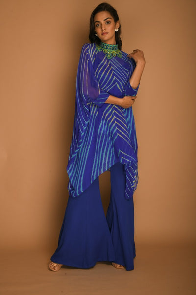 Electric blue leheriya top pant set.