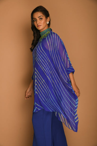 Electric blue leheriya top pant set.